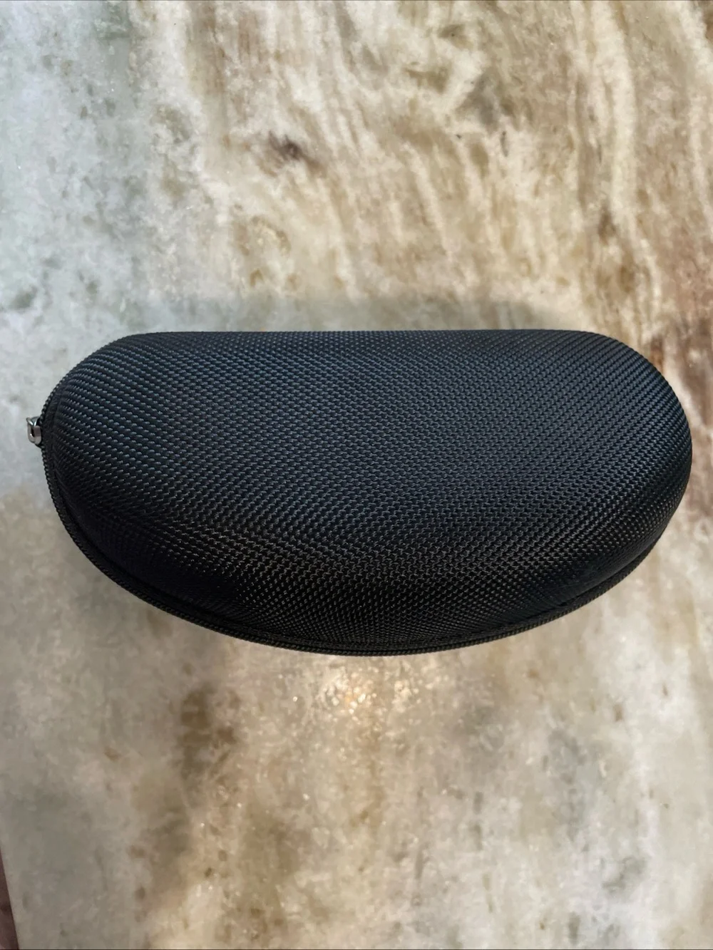 Oakley Black Hard Clamshell Sunglasses Case Soft Interior